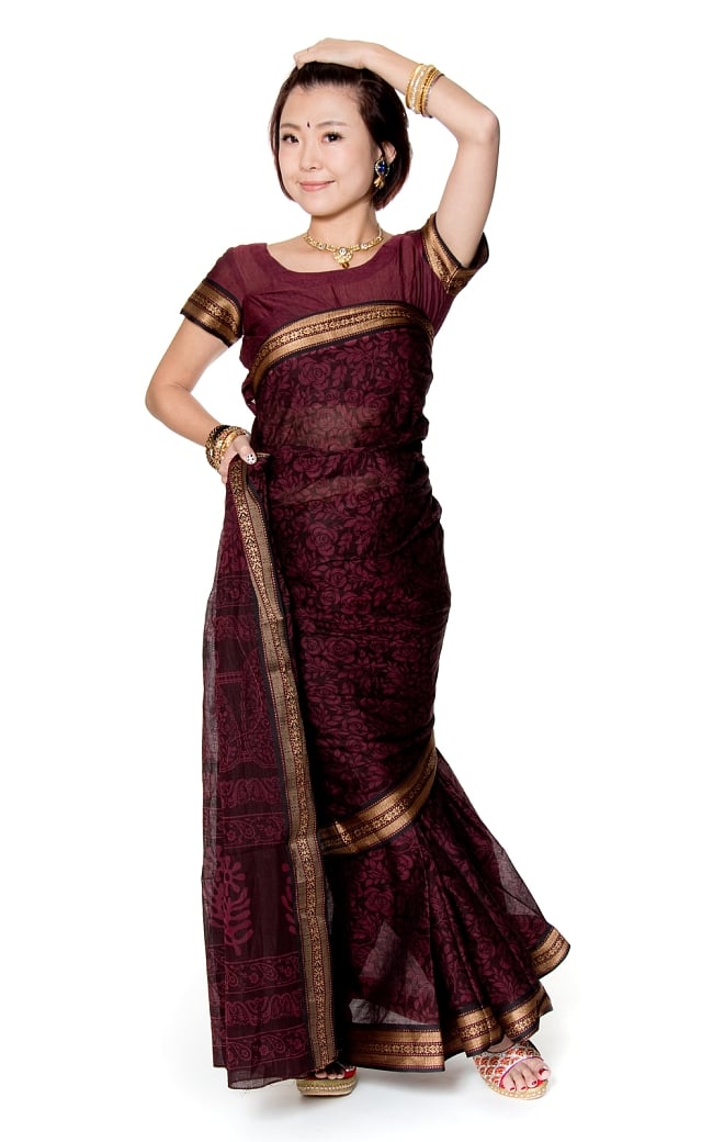 〔チョリ付き〕昔ながらのコットンサリー の写真サリー,民族衣装,デコレーション布,インド 布,更紗,コットン 生地,インド サリー,手芸,ソファーカバー,カーテン