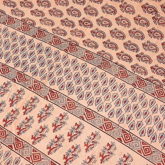 【1点もの】 インドの伝統 アジュラックプリント   コットン サリーNo.9 12 - イスラム建築のような幾何学模様が特徴的