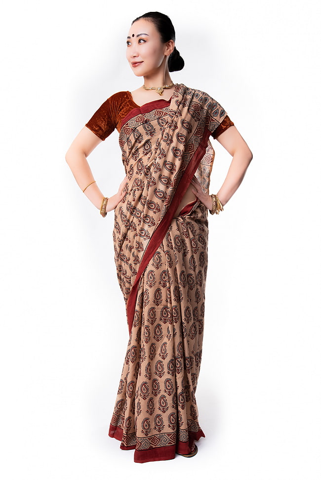 【1点もの】 インドの伝統 アジュラックプリント   コットン サリーNo.9 2 - 様々な着方があります