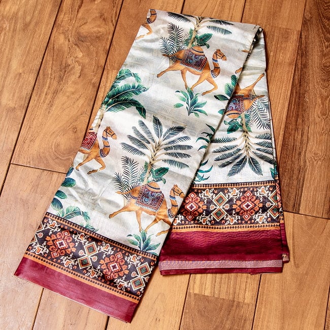 ムガル風 レトロ調 アニマル×ボタニカルプリントサリーの選択用写真