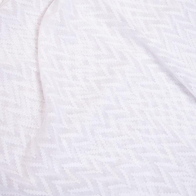 透かし模様の　ホワイトサリー 10 - ボディ部分の柄をアップにしてみました