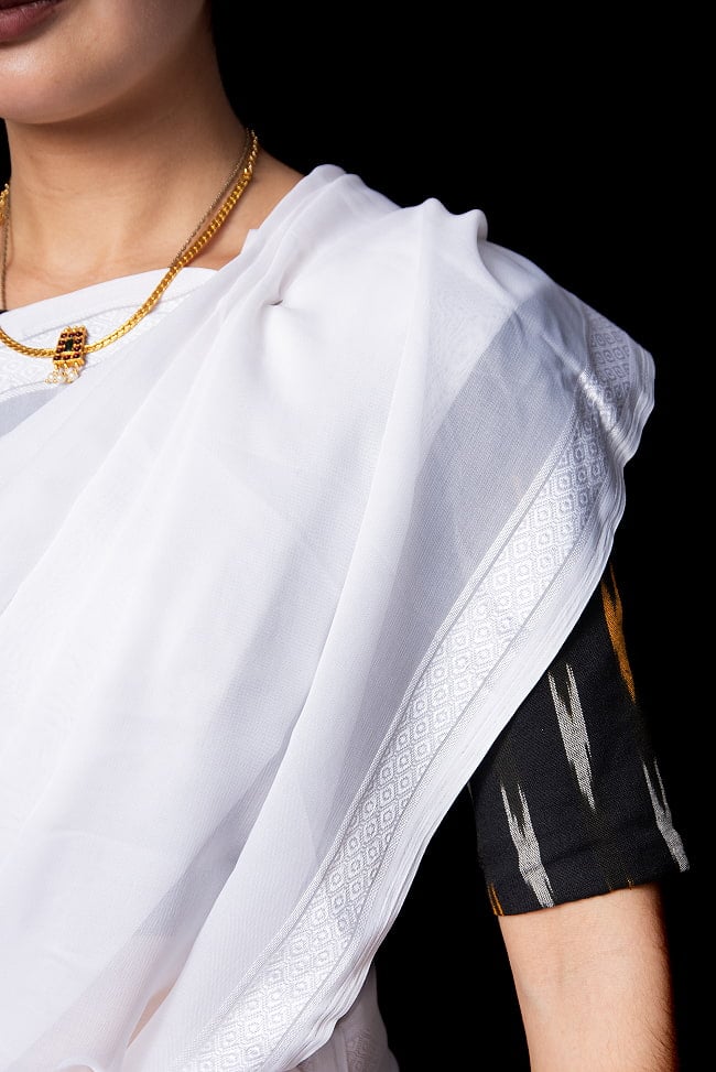 シンプルボーダーの　ホワイトサリー 7 - ボーダー部分をアップにしてみました