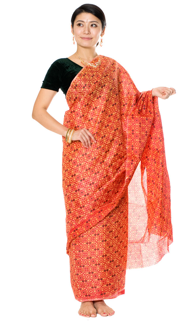 インドサリー【伝統柄】 赤オレンジの写真