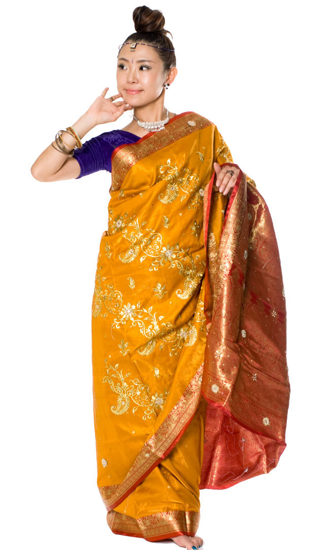 ベナレスのインドサリー【金糸刺繍ゴージャス】 黄色の写真