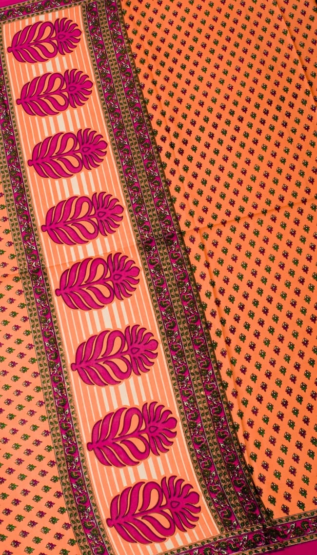 インドサリー【小花】 全4色 7 - 選択項目のAになります。こちらのお色をご希望の場合は、選択項目よりお選び下さい。