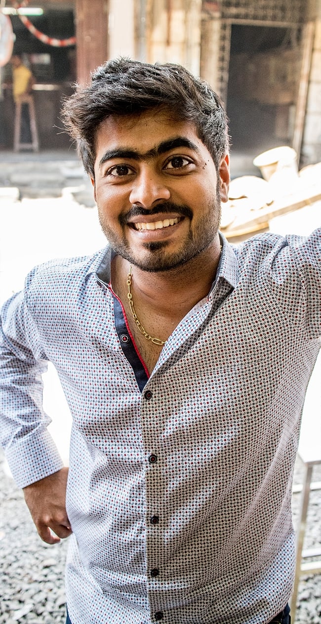 眉毛の繋がったインド人【ティラキタオリジナルiPhone7 Plusケース】の写真