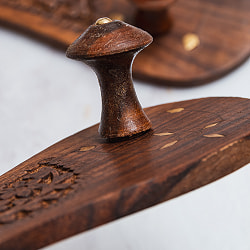 ガンジーサンダル 唐草彫り 伝統的な木製サンダル - サブ5