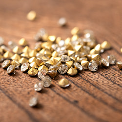 ダイヤカットのグラスビーズ [約3mm クリア-50g] - サブ3