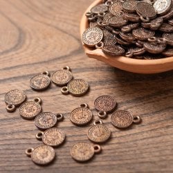 インドのレプリカコインパーツセット [50g およそ150個程度]