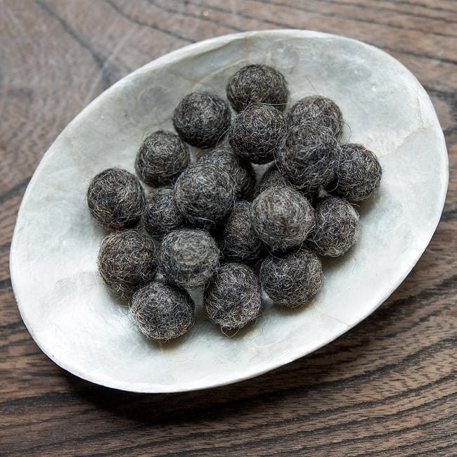 手作りのぬくもりがあたたかい ウールのフェルトボール10mmの選択用写真