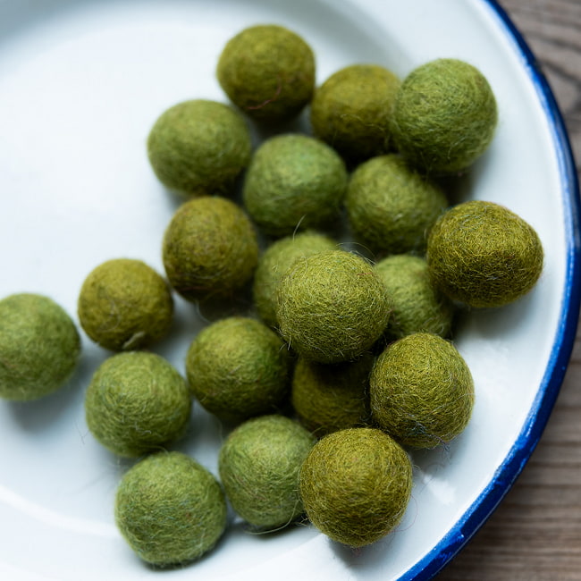 手作りのぬくもりがあたたかい ウールのフェルトボール20mmの選択用写真