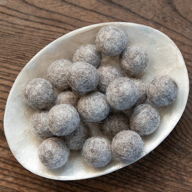 手作りのぬくもりがあたたかい ウールのフェルトボール15mmの選択用写真