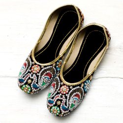 刺繍とスパンコールのフラットシューズの商品写真