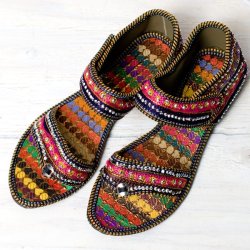 インドのフラットサンダルの商品写真