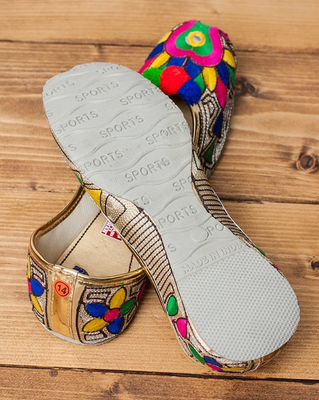 ゴージャス刺繍のマハラニフラットシューズ 7 - 裏面はこのようになっています。