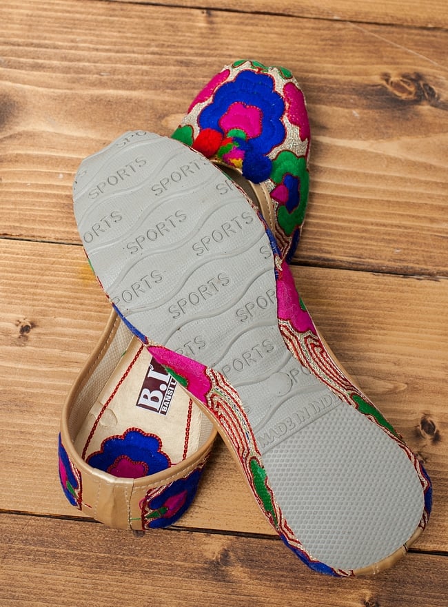 ゴージャス刺繍のマハラニフラットシューズ 7 - 裏面はこのようになっています。