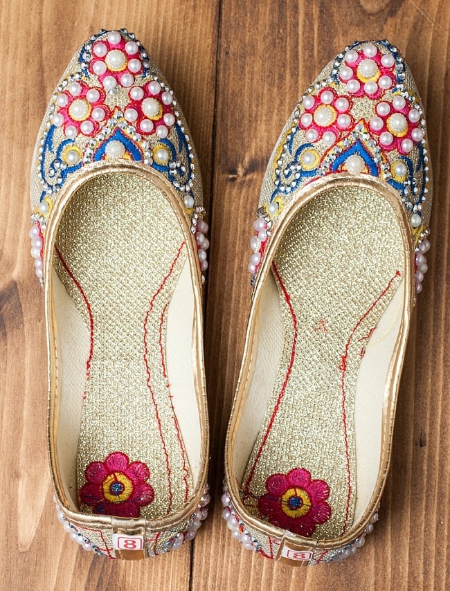 ゴージャス刺繍のマハラニフラットシューズ 6 - 上からの写真です。