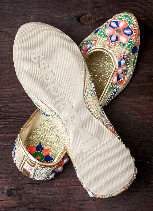 ゴージャス刺繍のマハラニフラットシューズ 7 - 裏面はこのようになっています。