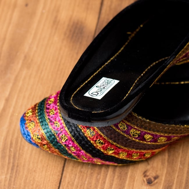 インドのカラフル刺繍スリッパサンダル 5 - 踵の部分です