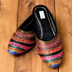 インドのカラフル刺繍スリッパサンダルの商品写真