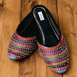 インドのカラフル刺繍スリッパサンダルの商品写真