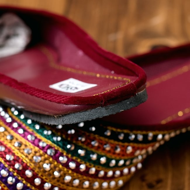 インドのカラフル刺繍スリッパサンダル 5 - 踵の部分です