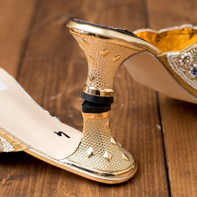 ビジューとラインストーンのマハラニミュール 5 - 踵の部分です