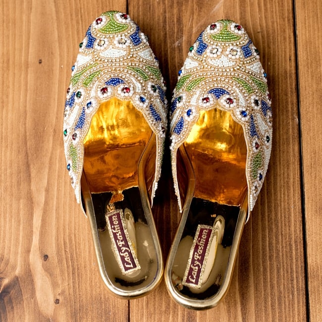 ビジューとラインストーンのマハラニミュール 6 - 上からの写真です