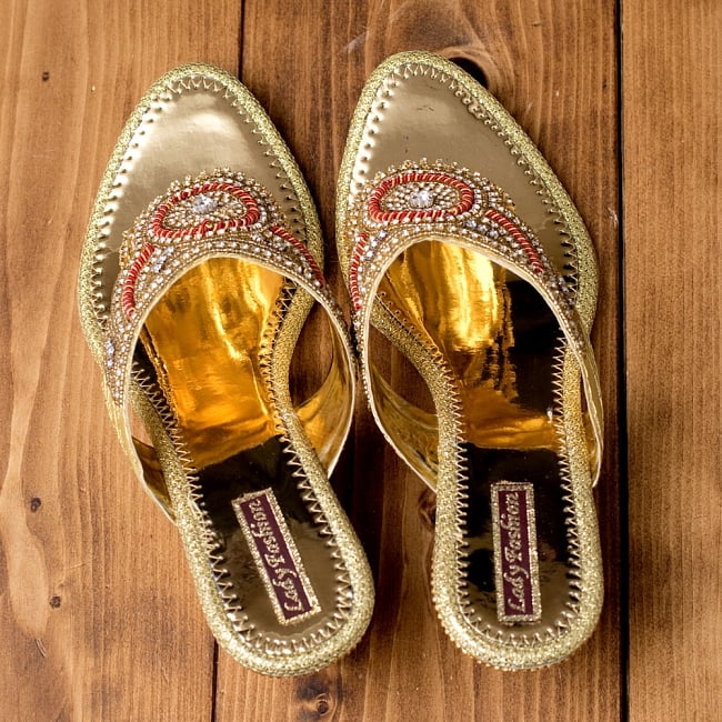 ビジューとラインストーンのマハラニミュール 6 - 上からの写真です