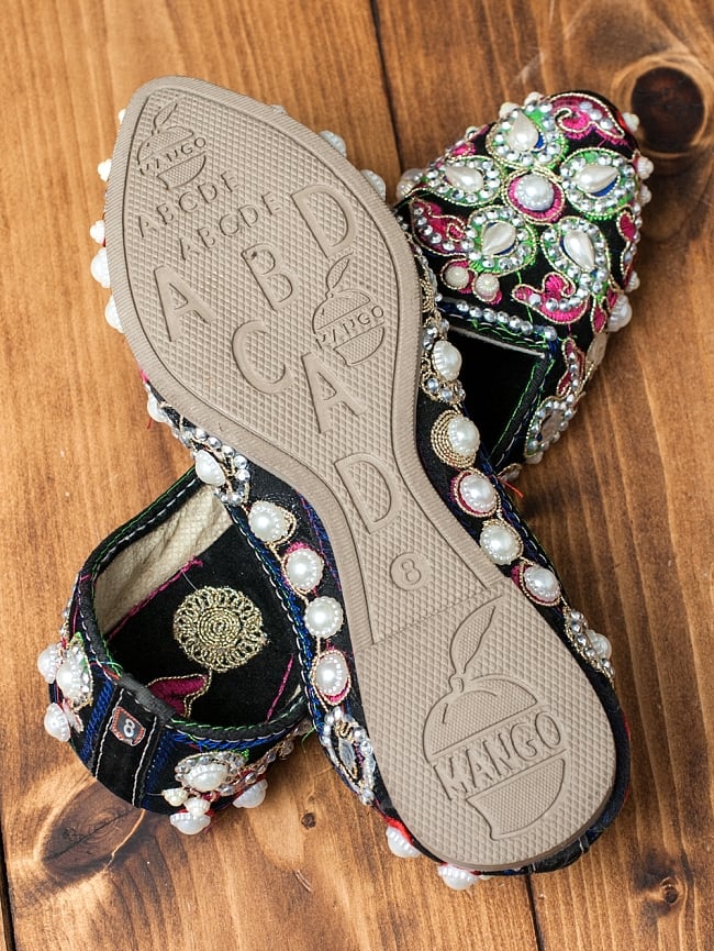 ゴージャス刺繍のマハラニフラットシューズ 7 - 裏面はこのようになっています。