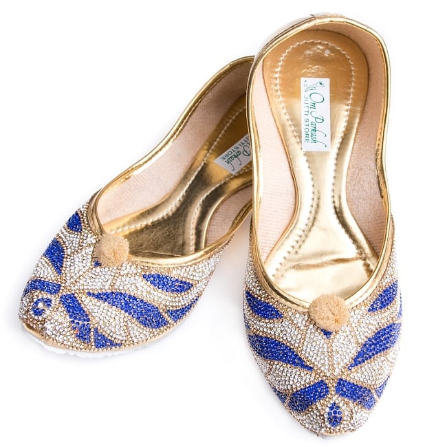 ゴージャス　ラインストーンのマハラニフラットシューズの写真1枚目です。インドらしい装飾と色彩が素敵なフラットシューズです。フラットシューズ,パンプス,靴,ペッタンコ靴,インド 靴,サリー,クルティ,チュリダール,パンジャビドレス