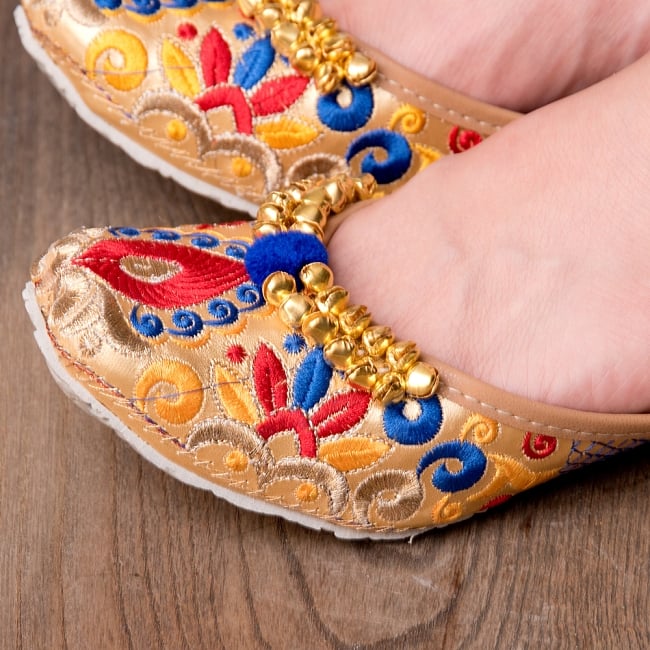 ゴージャス刺繍のマハラニフラットシューズ 11 - 拡大写真です
