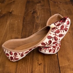 ゴージャス刺繍のマハラニフラットシューズ - サブ5