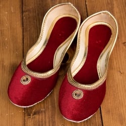 ゴージャス　ベルベットのマハラニフラットシューズ - サブ2