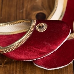 ゴージャス　ベルベットのマハラニフラットシューズ - サブ4