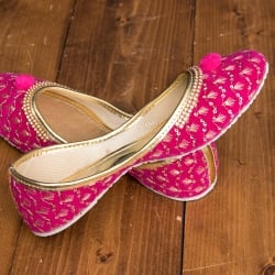 ゴージャス刺繍のマハラニフラットシューズ - サブ5