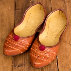 インドのマハラニ　レザーフラットシューズ - サブ2