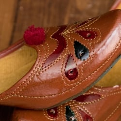 インドのマハラニ　レザーフラットシューズ - サブ4