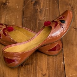 インドのマハラニ　レザーフラットシューズ - サブ5