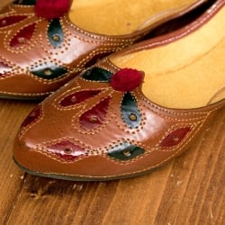 インドのマハラニ　レザーフラットシューズ - サブ3