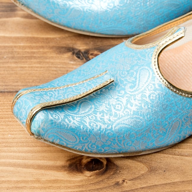 男性用宮廷靴 - モジャリアクアブルー 2 - つま先部分をアップにしてみました。インドらしいデザインが可愛いです。
