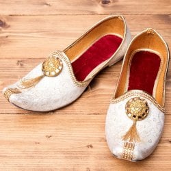 [大感謝祭セール]男性用宮廷靴 - モジャリホワイト