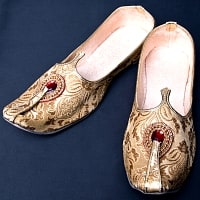 男性用宮廷靴 - モジャリゴールドの商品写真
