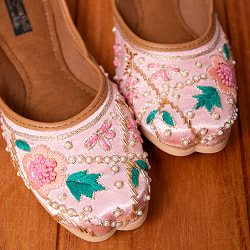 ゴージャス刺繍のマハラニフラットシューズ - サブ4