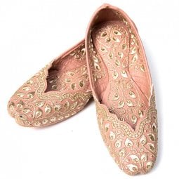 ゴージャス刺繍のマハラニフラットシューズ