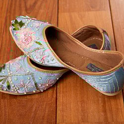 ゴージャス刺繍のマハラニフラットシューズ - サブ5