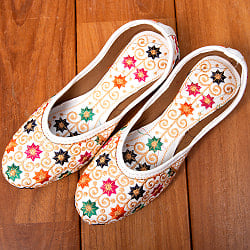 ゴージャス刺繍のマハラニフラットシューズ - サブ2