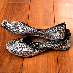 ゴージャス刺繍のマハラニフラットシューズ - サブ5