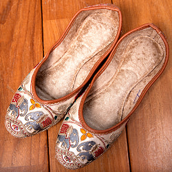 ゴージャス刺繍のマハラニフラットシューズ - サブ2