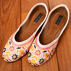 ゴージャス刺繍のマハラニフラットシューズ - サブ2